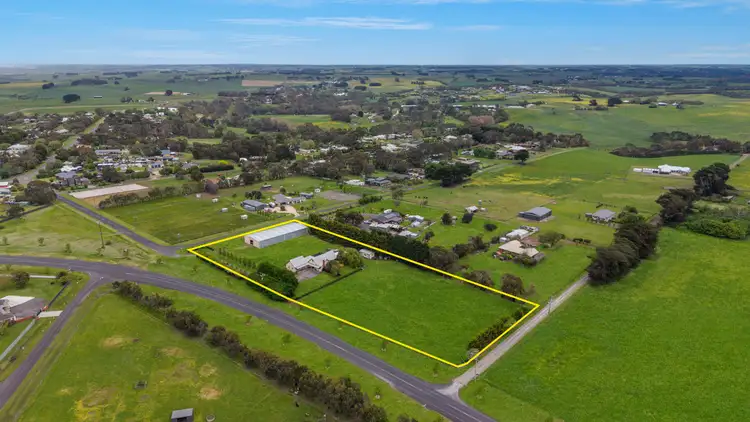 Second view of Homely house listing, 31 Hopkins Highway, Bushfield VIC 3281