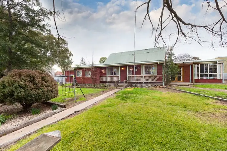 67 Cudal Street, Manildra NSW 2865