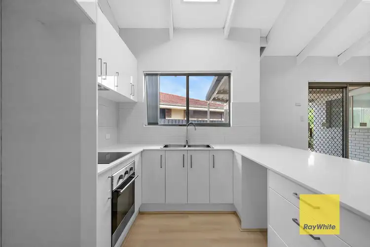 57 Parkside Drive, Thornlie WA 6108