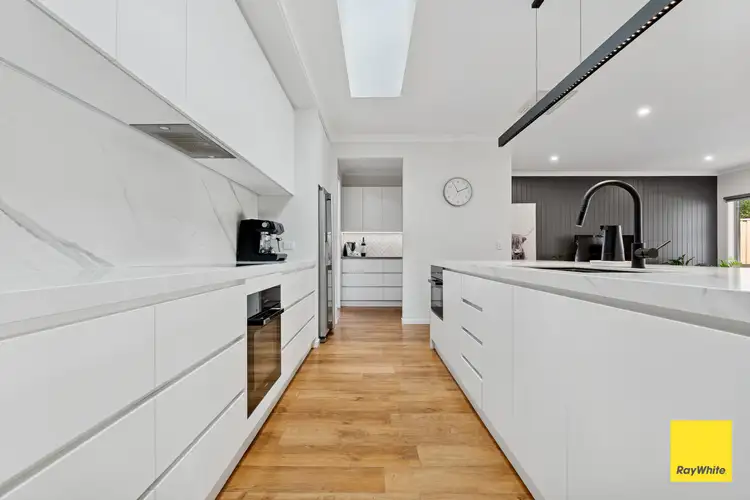 Fifth view of Homely house listing, 8 Bedarra Court, Maiden Gully VIC 3551