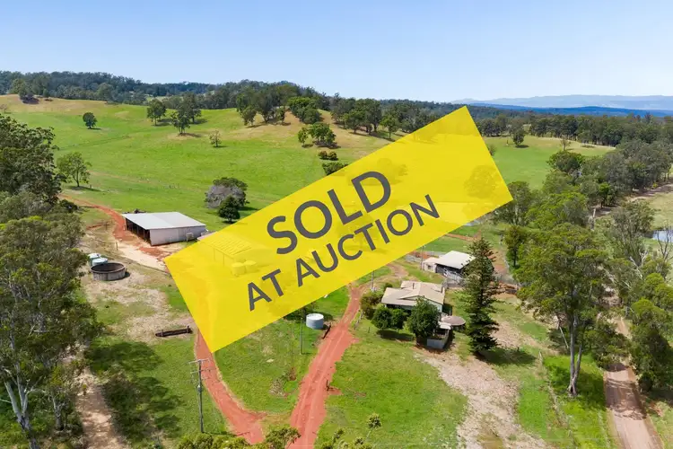 203 Collingwood Road, Hampton QLD 4352