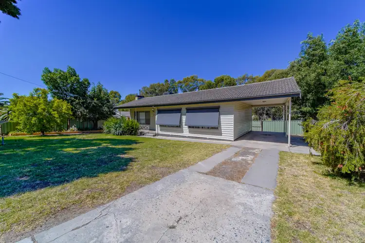 13 Spring Gully Road, Quarry Hill VIC 3550