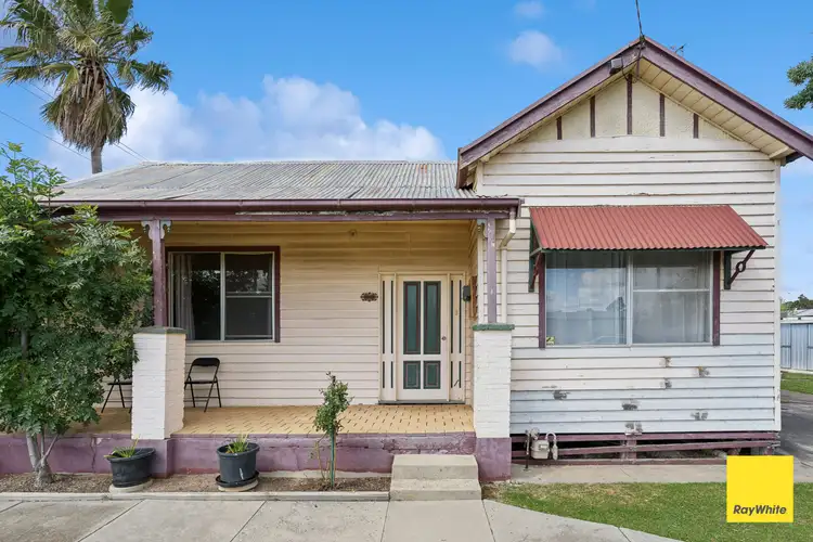 Second view of Homely house listing, 4 Taylor Street, Kangaroo Flat VIC 3555