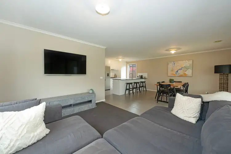 Second view of Homely house listing, 2/8 Martin Place, Warrnambool VIC 3280