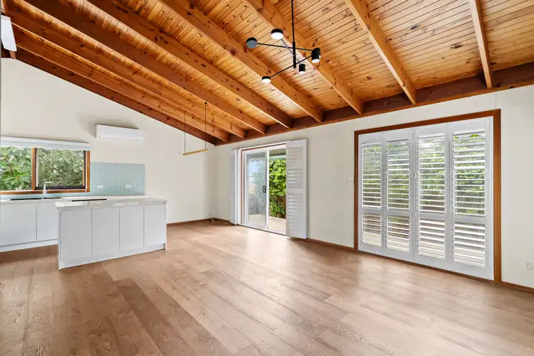 2/30 Maidstone Street, Ringwood VIC 3134