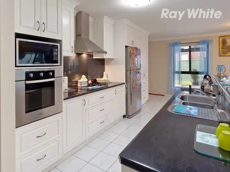 Second view of Homely house listing, 9 William Pl, Howlong NSW