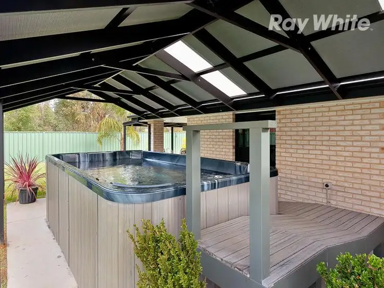 Fourth view of Homely house listing, 9 William Pl, Howlong NSW