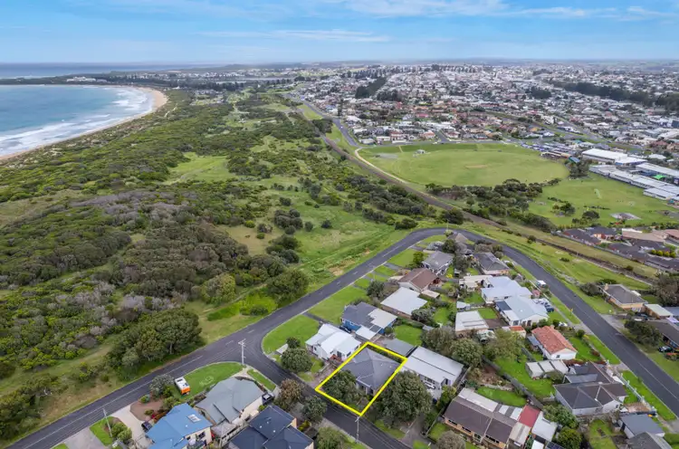 Second view of Homely house listing, 11 Elizabeth Street, Warrnambool VIC 3280