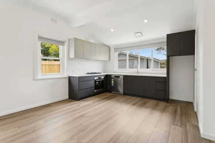 84 Warranilla Avenue, Rosebud VIC 3939