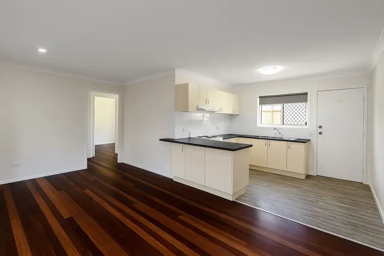 3/4 Alamine Street, Holland Park QLD 4121