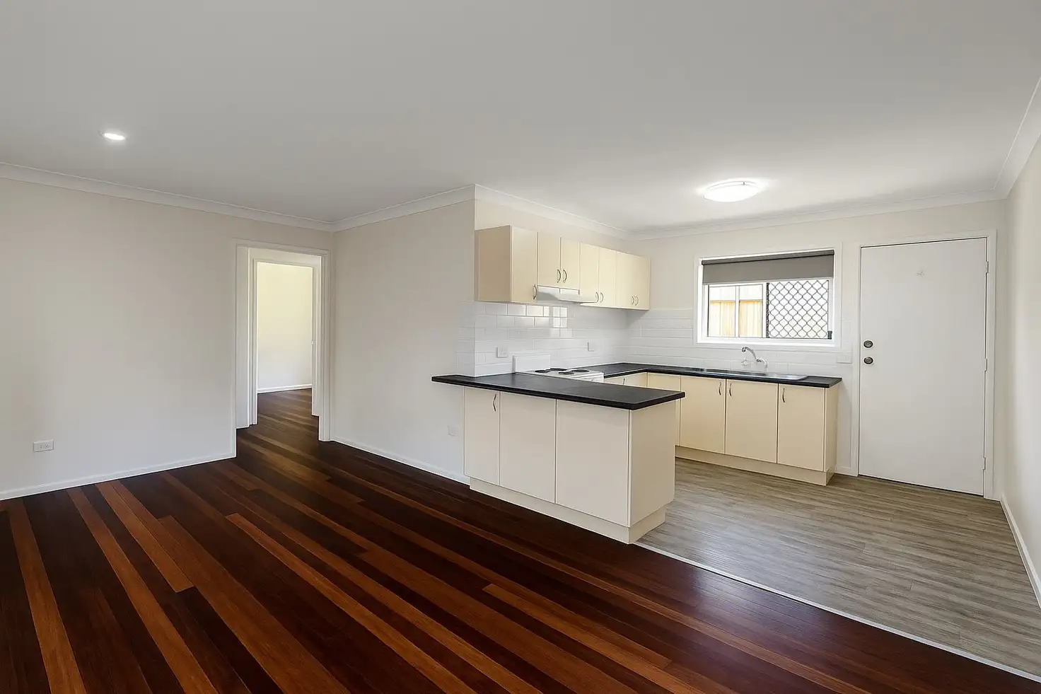 Main view of Homely unit listing, 3/4 Alamine Street, Holland Park QLD 4121