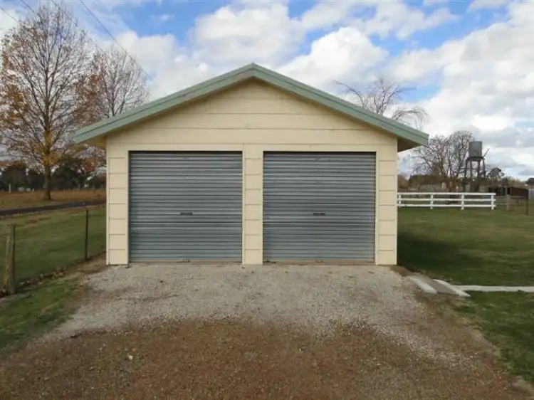 Sixth view of Homely house listing, 27 Oban St, Guyra NSW