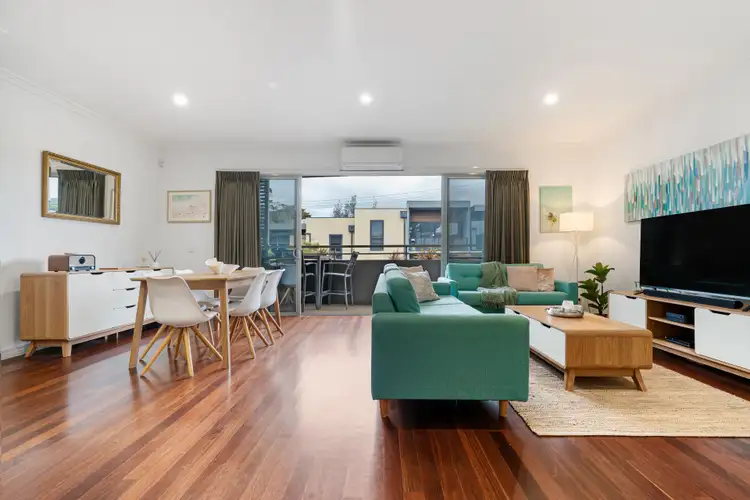 1591 Point Nepean Road