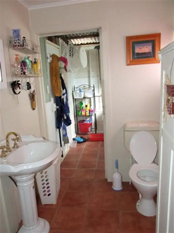 Fifth view of Homely house listing, 31 Hawthorn St, Blackall QLD