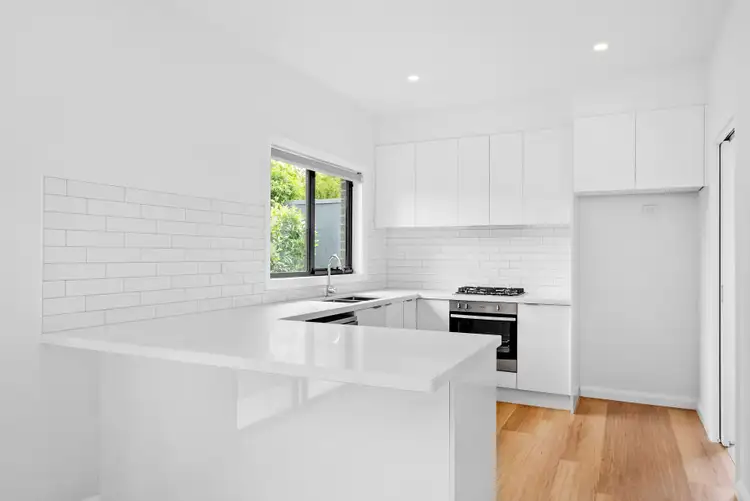 Second view of Homely house listing, 2/9 Cassia Court, Wantirna VIC 3152