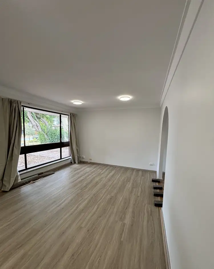 Third view of Homely house listing, 20 Glenhurst Court, Camillo WA 6111