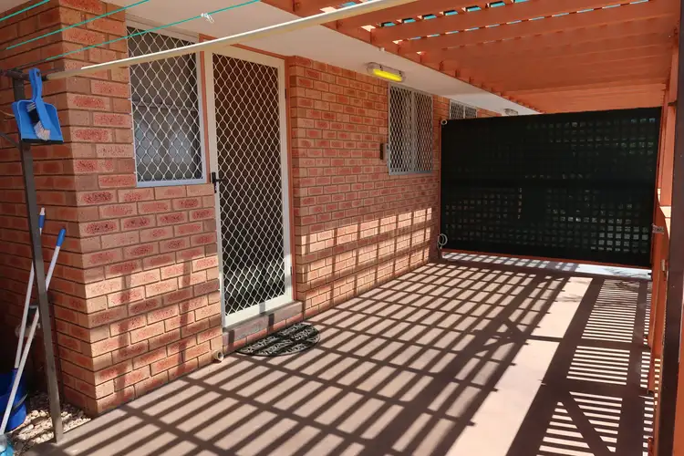 1 Maidstone Crescent