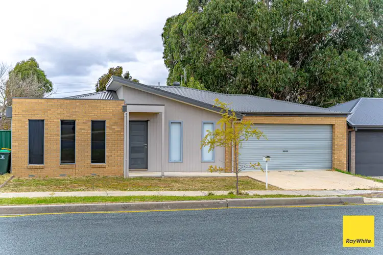 20 Manning Avenue, California Gully VIC 3556