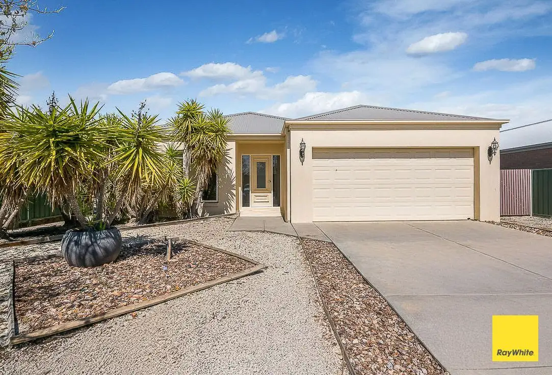 Main view of Homely house listing, 3 Saville Court, North Bendigo VIC 3550