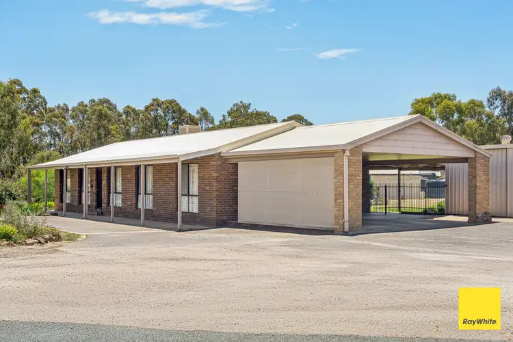 101 Strickland Street, Ascot VIC 3551