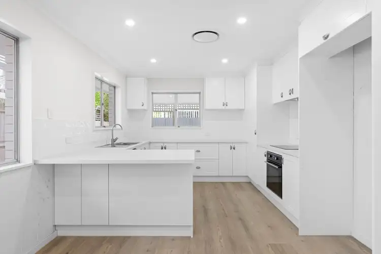 64 Mortlake Road, Graceville QLD 4075