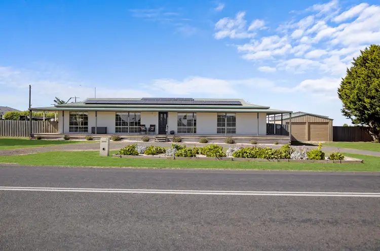 93 Penshurst-Warrnambool Road