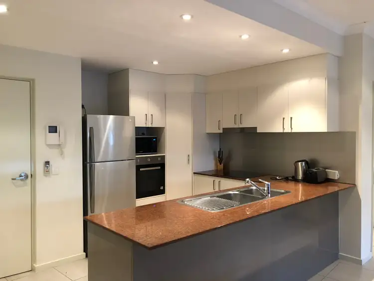2 Mitaros Place