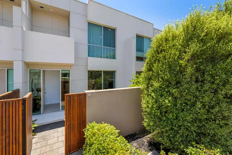 3C Nash Street