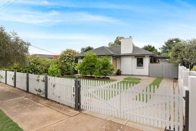 6 Sarah Court