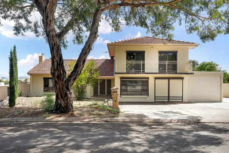 13 Cadiz Court