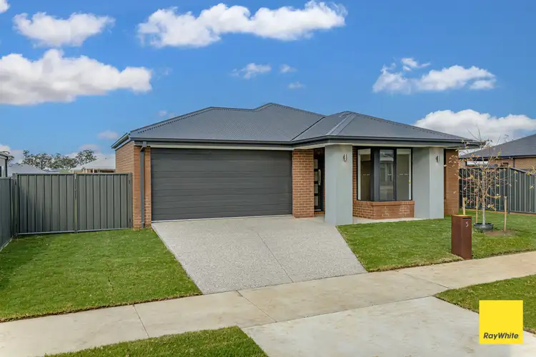 5 Whitelock Drive