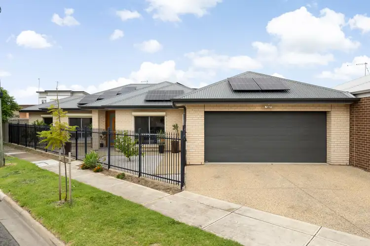 10A Pudney Street