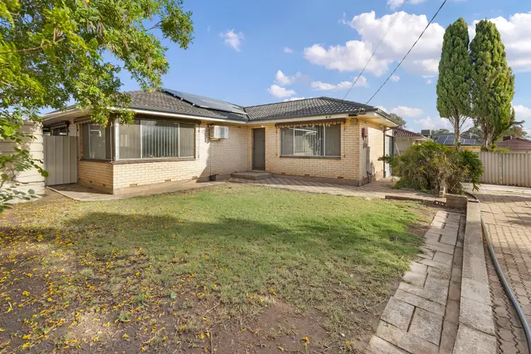 1 Buckingham Drive