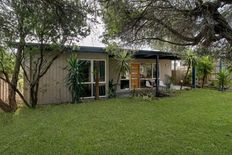 26 Hakea Avenue