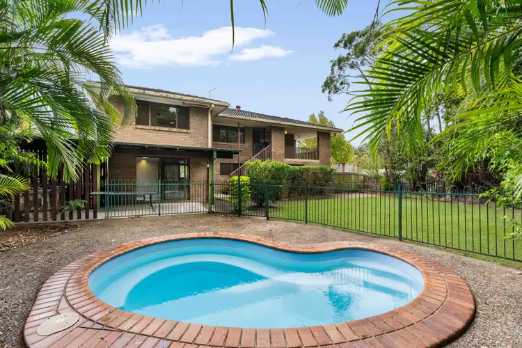 15 Osanna Street