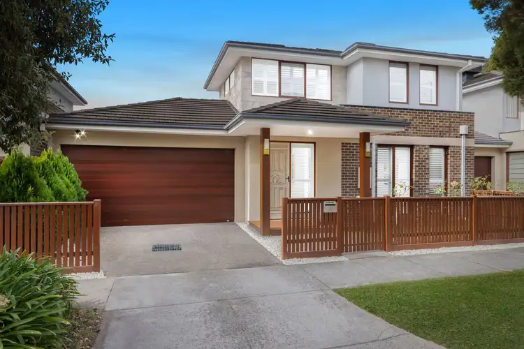 4 Vasey Avenue