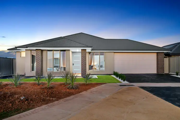 33 Joseph Street