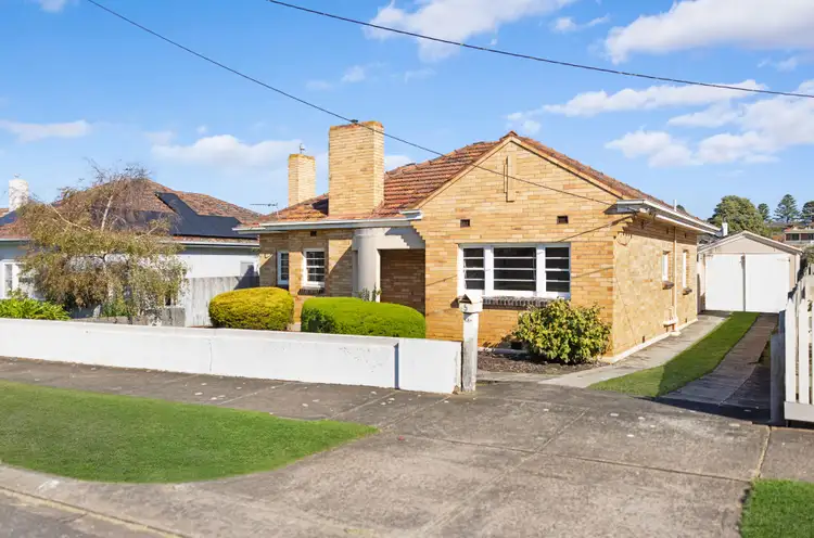 5 Jackman Avenue