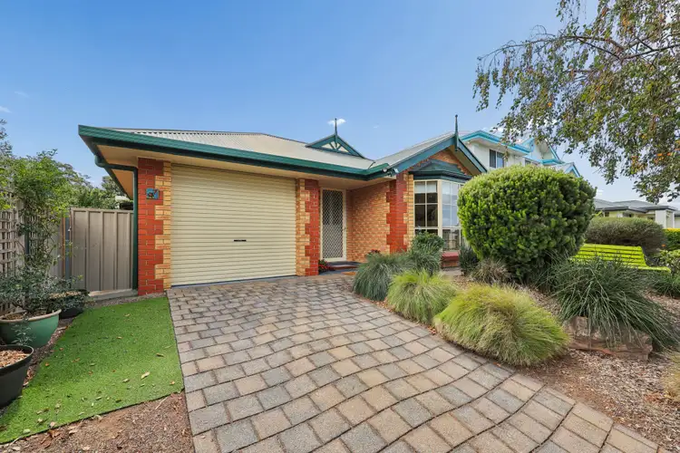 7 Agnes Gillespie Drive