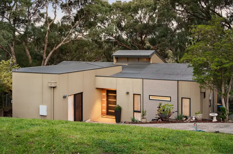 17 Gorge Road