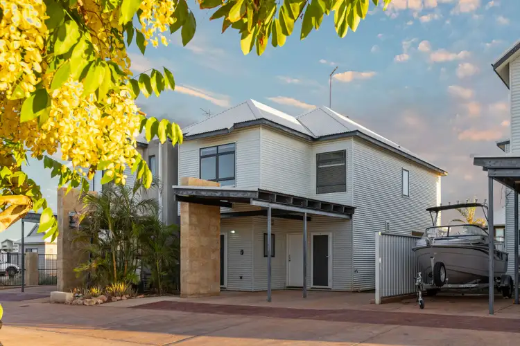 30 Dugong Close