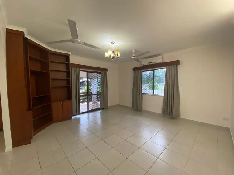 34 Coburg Crescent