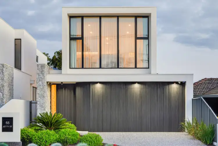 55 Jetty Street