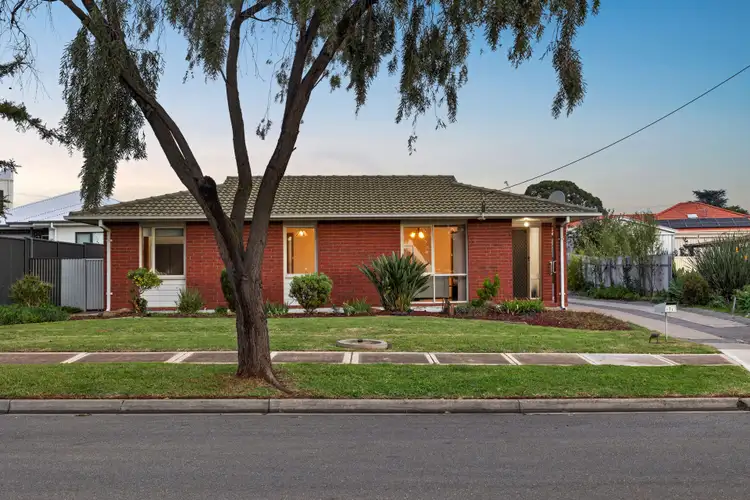 17 Ash Avenue