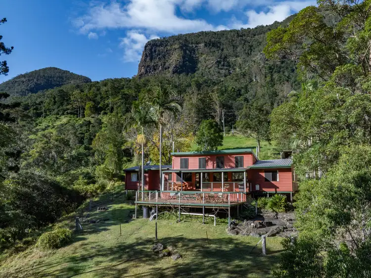 3077 Christmas Creek Road