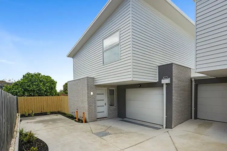 24 Thomas Street