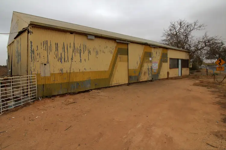 870 Old Sturt Highway, Glossop SA 5344