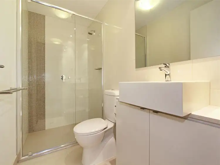 Fifth view of Homely apartment listing, 12/2-4 William St, Murrumbeena VIC