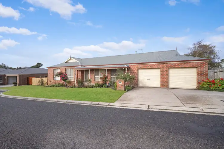 6 Essington Court