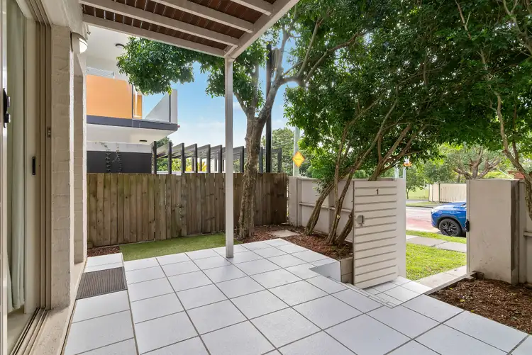 572 Sherwood Road